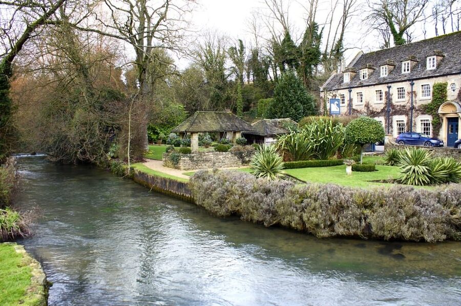 From London: Cotswolds Villages Small Group Day Tour - Bourton-on-the-Water: the main event with two full hours