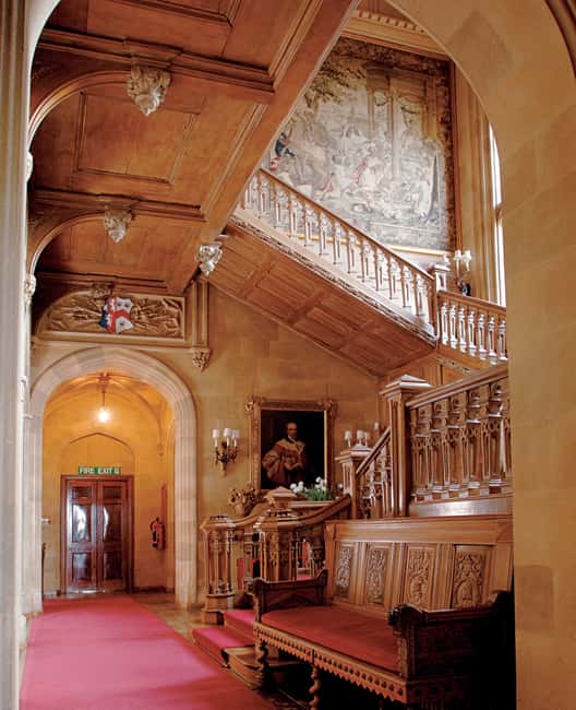 From London: Day Trip to Downton Abbey, Oxford and Bampton - Highclere Castle makes the trip worthwhile