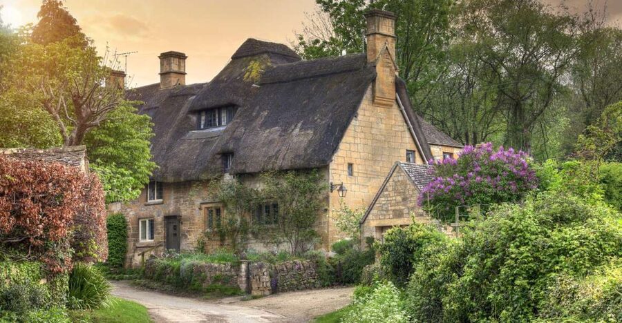 From London: Full-day Cotswolds Tour with Optional Lunch - Stow-on-the-Wold, market-town character