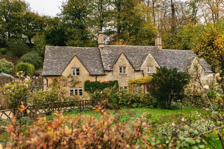 From London: Full-day Cotswolds Tour with Optional Lunch - Who should book this Cotswolds tour?