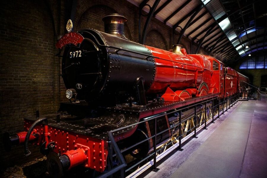 From London: Harry Potter Family Package with Transfers - Platform 9¾ and the original Hogwarts Express