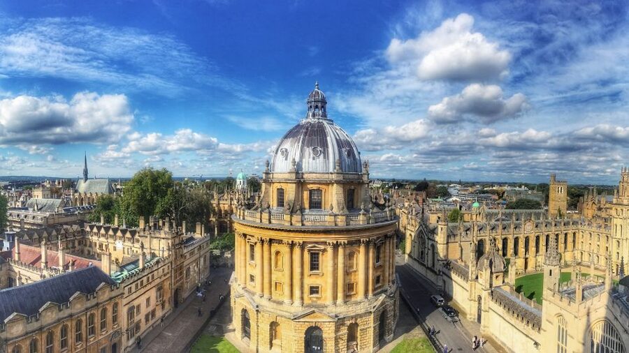 From London: Oxford and Cambridge Universities Tour - Why Oxford and Cambridge work as a pair