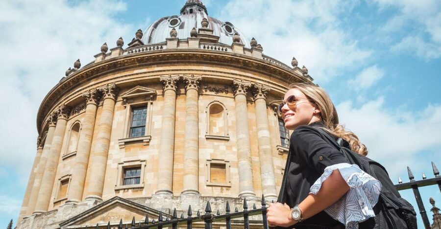 From London: Oxford and Cotswolds Villages Day Trip - Oxford: two hours and fifteen minutes of choice