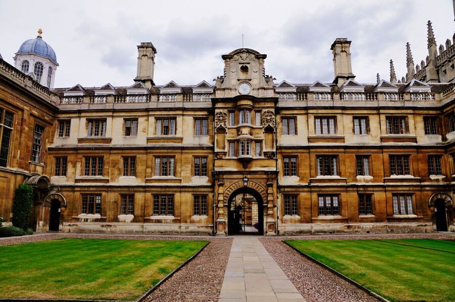 From London: Oxford & Cambridge Day Tour - Bodleian Library and Oxford’s academic heart
