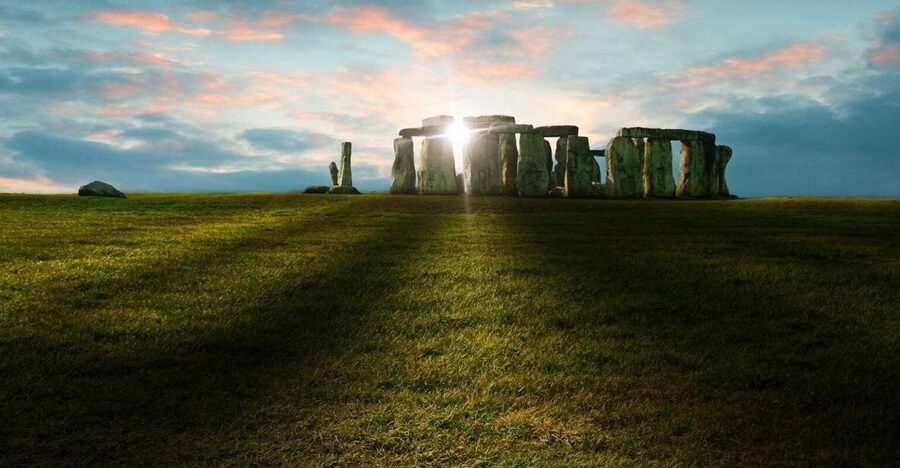 From London: Private Stonehenge Sunrise Viewing & Bath - Bath, from Georgian elegance to Roman ritual