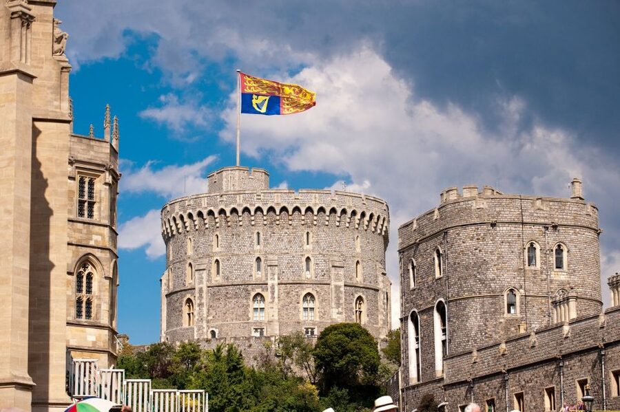 From London: Royal Windsor Afternoon Tour - The State Apartments and Waterloo Chamber