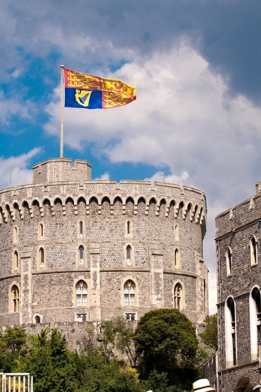 From London: Royal Windsor Afternoon Tour - St George’s Chapel and its royal tombs