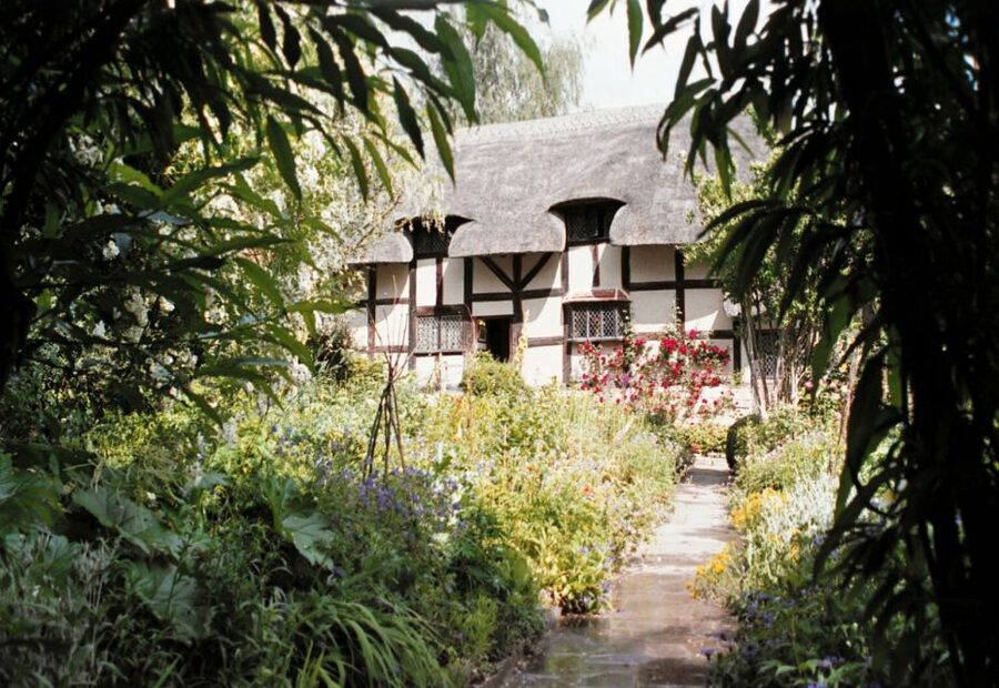 From London: Shakespeare's Stratford-upon-Avon Day Trip - How much value do you get for $120?