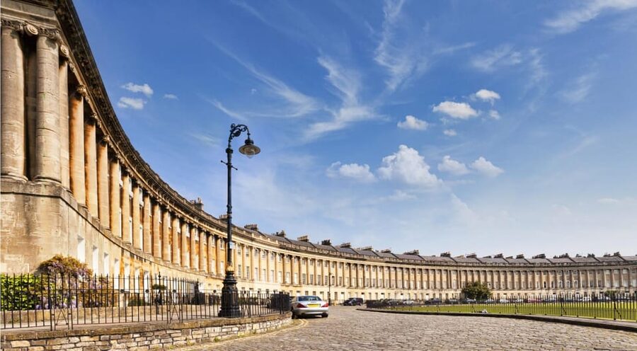 From London: Small Group Stonehenge, Bath & Cotswolds Tour - What the $207 price really buys you