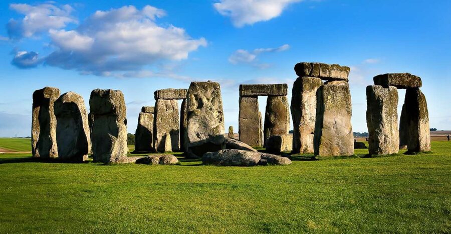 From London: Stonehenge and Bath Day Trip with Ticket - Why combine Stonehenge and Bath in one day?