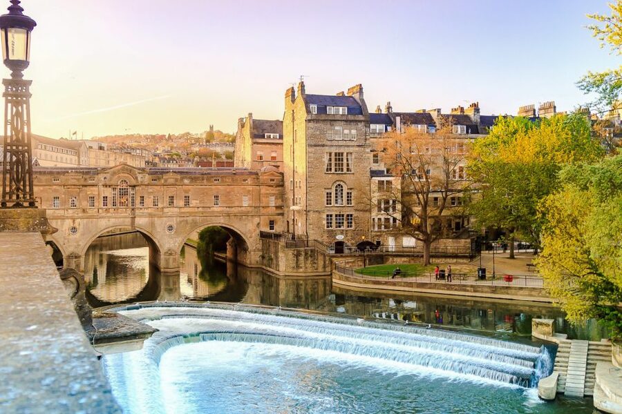 From London: Stonehenge and Bath Day Trip with Ticket - Meeting at Gloucester Road at 7am