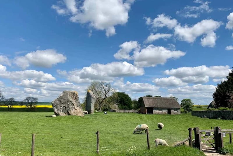 From London: Stonehenge & The Stone Circles of Avebury Tour - Avebury: walk inside England’s biggest stone circle