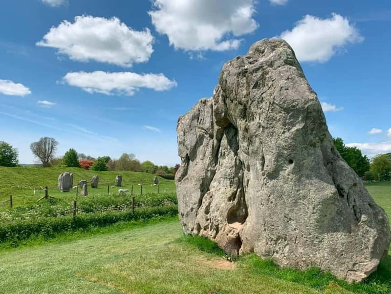 From London: Stonehenge & The Stone Circles of Avebury Tour - Food, breaks, and the long day