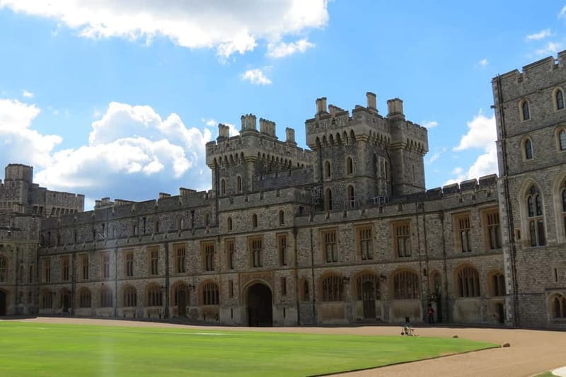 From London: Stonehenge & Windsor Castle Tour with Tickets - Stonehenge: ancient stones, careful time management