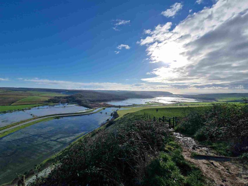 From London: Sussex Villages and White Cliff Guided Tour - What the $133 price includes