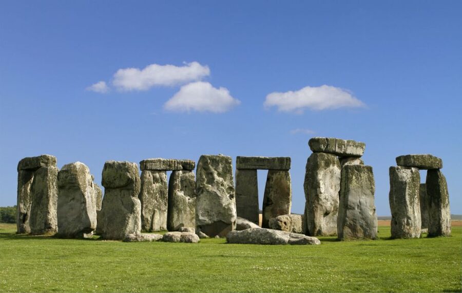 From London: Windsor Castle and Stonehenge Day Trip - Should you book this Windsor and Stonehenge trip?