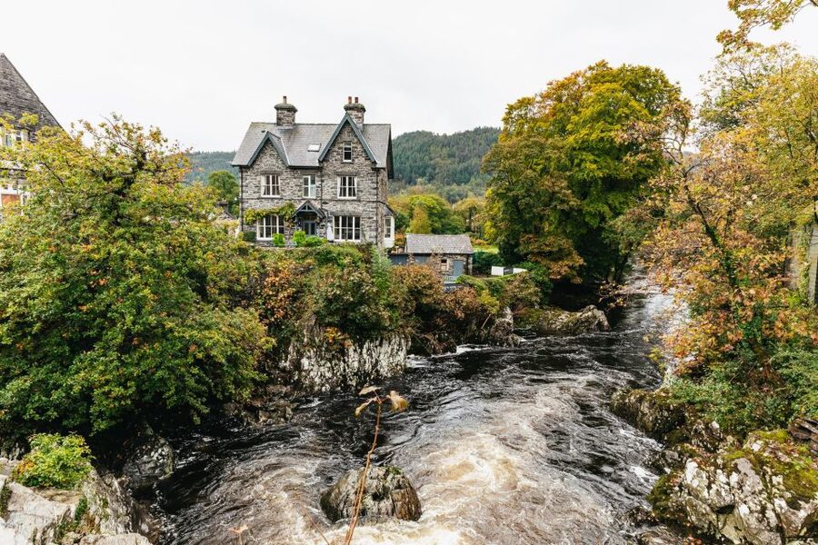 From Manchester: North Wales, Snowdonia, and Chester Tour - The guides are a major part of the value