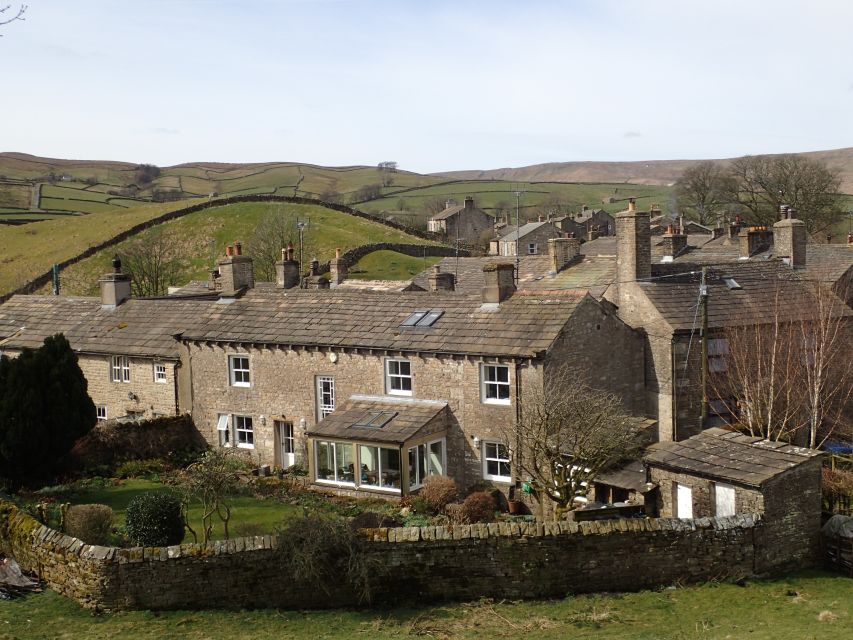 From York: Full-Day Yorkshire Dales Tour - Why the guide can make or break the day