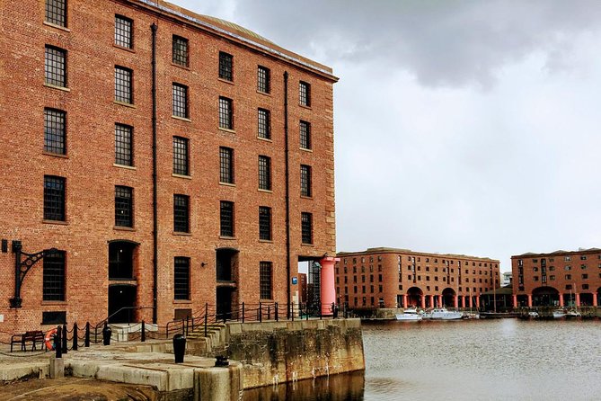Fun, Flexible Treasure Hunt Around Liverpool with Cryptic Clues & Hidden Gems - The waterfront finale: Liver, Cunard, and Port of Liverpool buildings