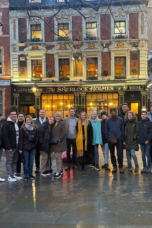 German London : The Ultimate Walking tour - Mayfair begins with polished streets and old money