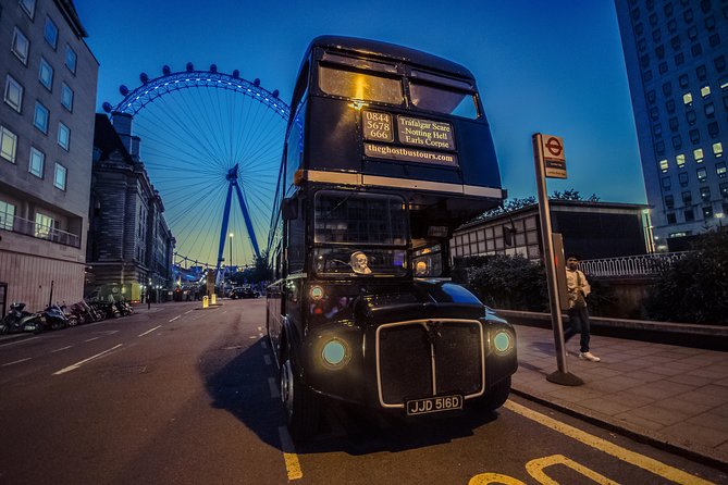 Ghost Bus Tour of London - The tone: haunted history with a comedy routine