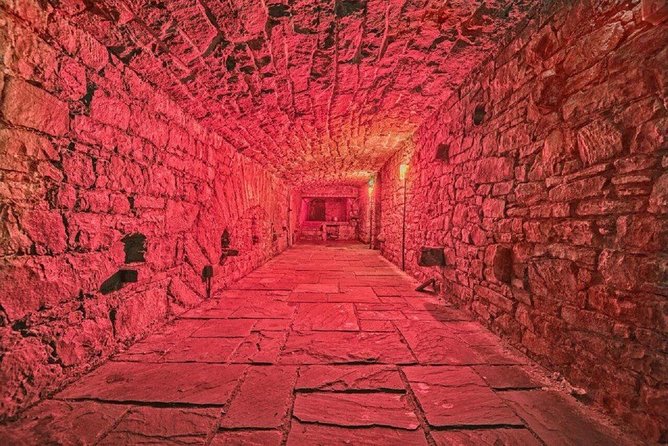 Ghost Tour in Spanish - Who should book this experience?
