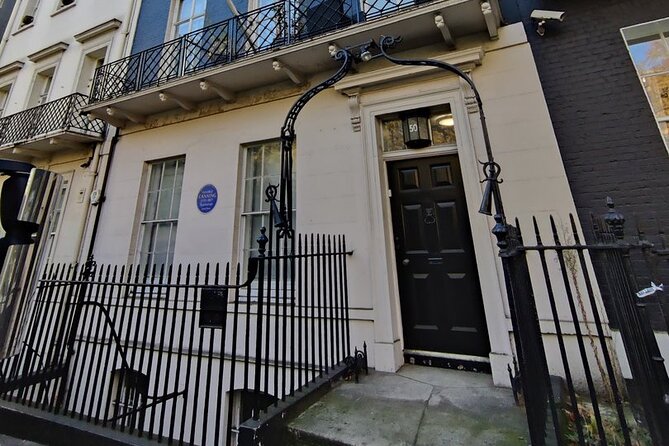 Ghost Tour of Mayfair - A two-hour walk through Mayfair after dark