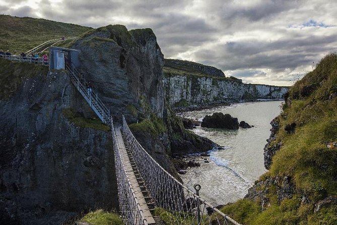Giant’s Causeway and Titanic Experience from Belfast Port - Food, walking, and other practical concerns