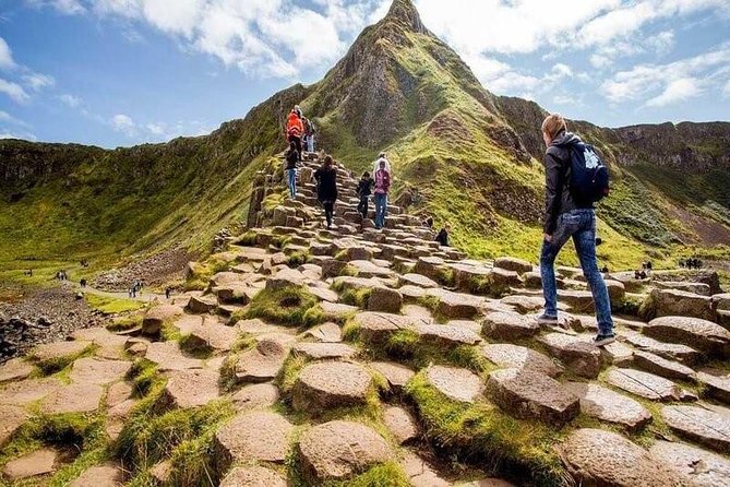 Giant's Causeway Tour from Belfast - Luxury Bus + Castles Tour - One and a half hours at the Giant’s Causeway