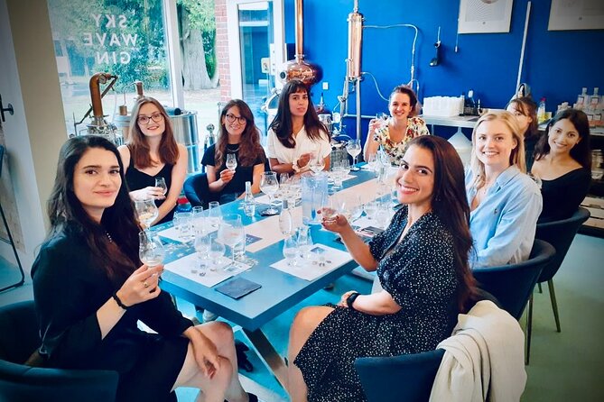 Gin Distillery Experience with Sky Wave Gin - Key points at a glance