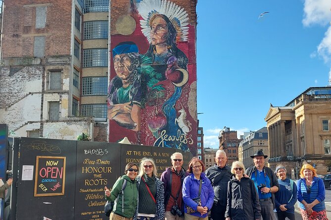 Glasgow Street Art Daily Walking Tour: 2pm - The Clutha Bar and a wall full of local connections