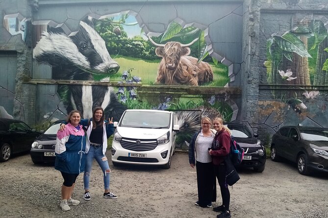 Glasgow Street Art Daily Walking Tour: 2pm - The black taxi mural and Glasgow’s visual wit