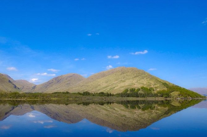 Glenaladale Cruise - Great for wizard spotting! - Glenfinnan Monument From the Water