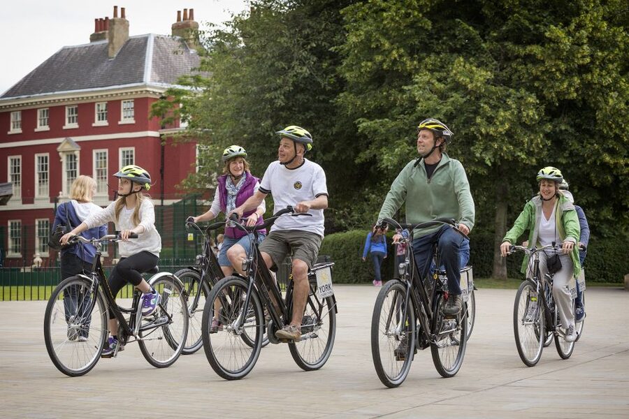 Guided Cycling Tour of York - Why a bicycle works so well in York