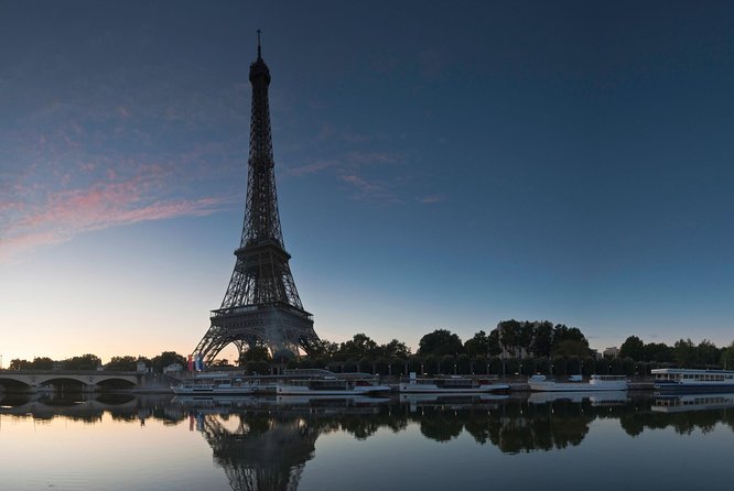 Guided Paris Day Trip from London by Train with Seine Cruise - Paris by coach: famous sights at speed