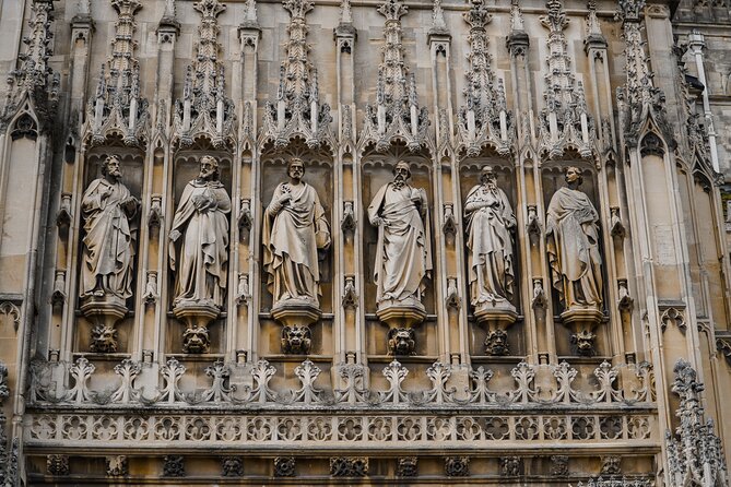 Guided Tour of Harry Potter Film Locations of Lacock & Cotswolds - Who should book this tour?