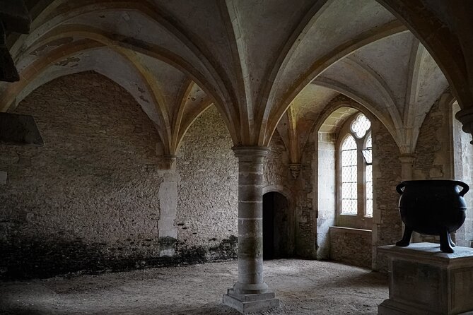Guided Tour of Harry Potter Film Locations of Lacock & Cotswolds - Leaving London at 8:30 a.m.