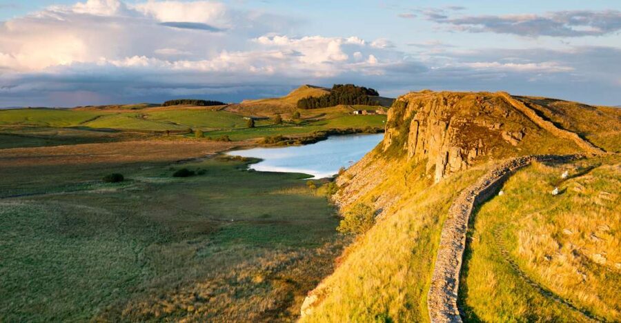 Hadrian's Wall & Roman Britain 1-Day Tour from Edinburgh - Transport, group size, and comfort