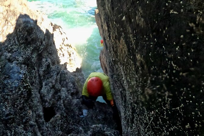Half-Day Coasteering in Newquay Cornwall - Equipment, changing, and comfort