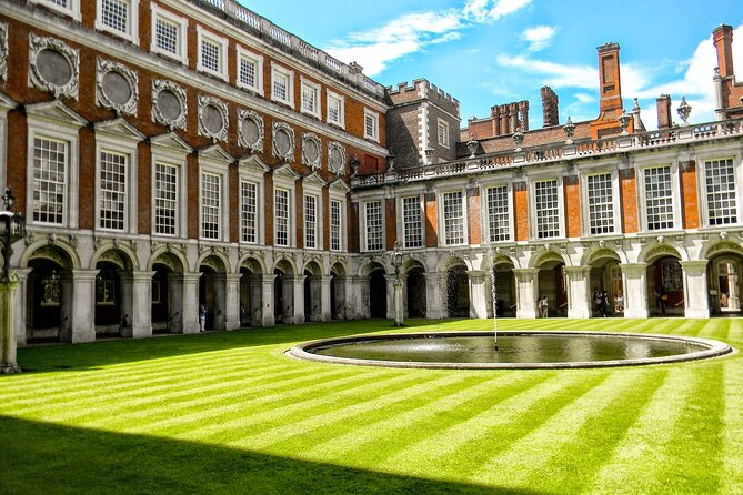 Hampton Court Guided Tour. Full day Access & High Tea - Who will enjoy this Hampton Court experience most
