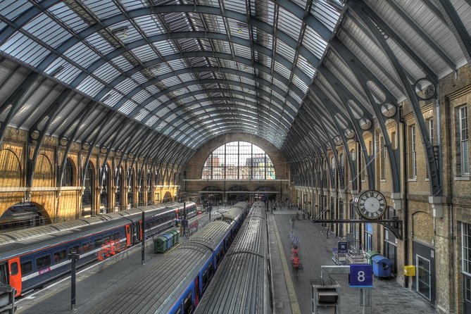 Harry Potter Film Locations Guided Walking Tour - King’s Cross and the Platform 9¾ finish