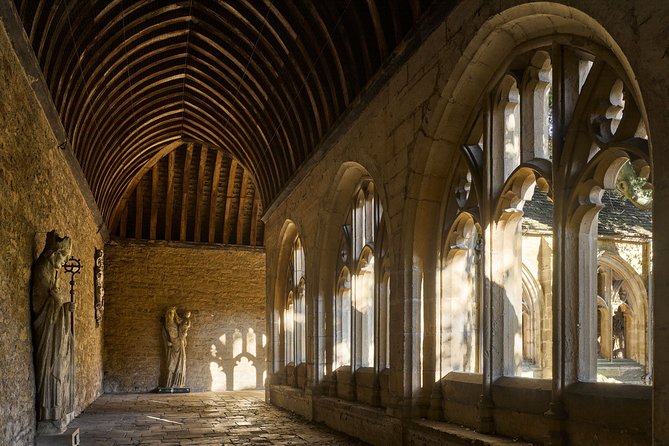 Harry Potter Walking Tour of Oxford Including New College - St. Mary’s and the Oxford writers behind the magic