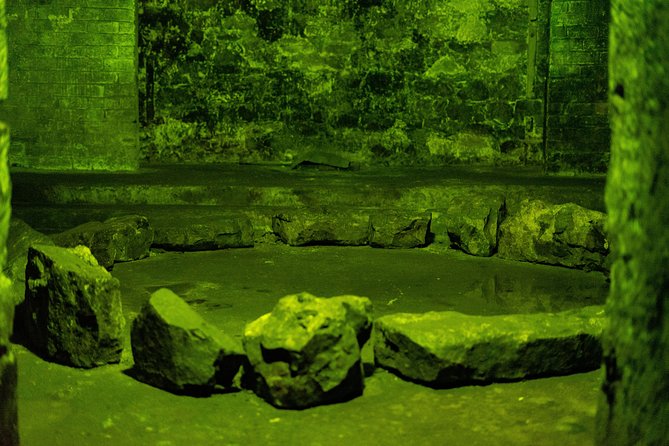 Haunted Vaults Walking Tour in Edinburgh - Meeting at 300 Lawnmarket on the Royal Mile