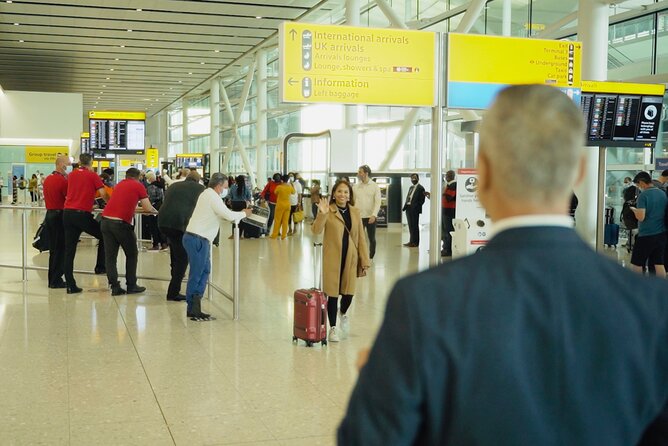 Heathrow Airport Taxi - Private Transfer to/from London - Meet and greet, luggage, and the walk to the car