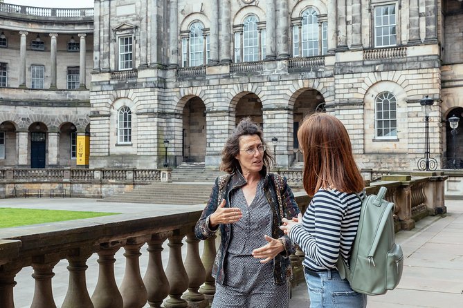 Highlights & Hidden Gems With Locals: Best of Edinburgh Private Tour - Why three private hours work well in Edinburgh