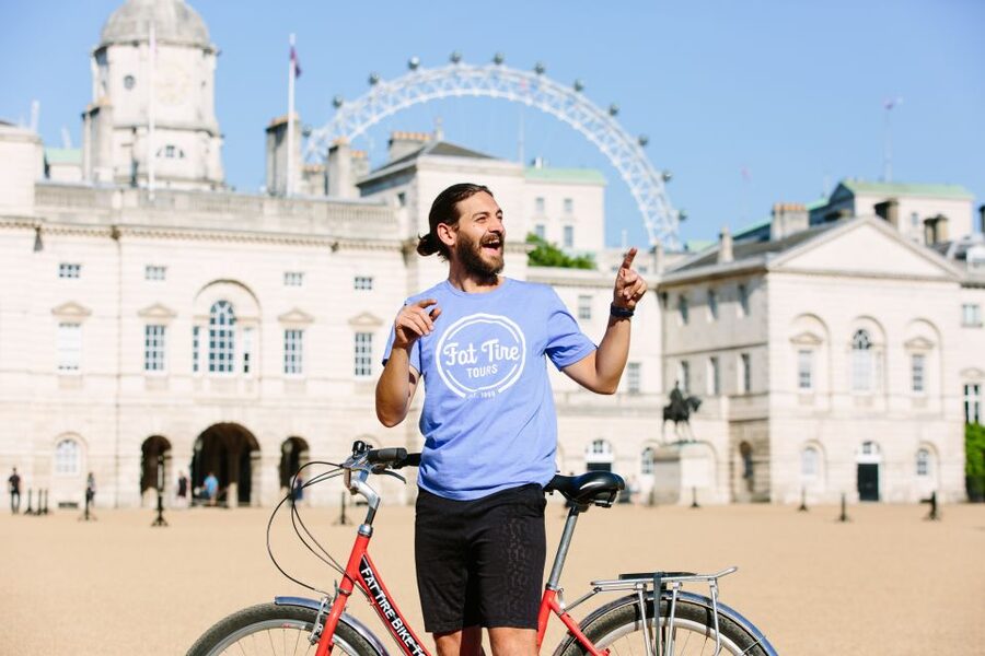 Highlights of Royal London Bike Tour (3 Hours) - Trafalgar Square and the city’s crowded center