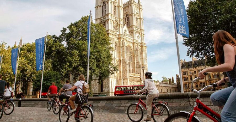 Highlights of Royal London Bike Tour (3 Hours) - Crossing the Thames into Westminster