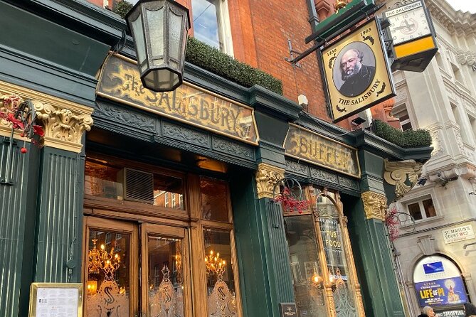 Historic Pub Walking Tour of London - Starting beside the Thames at Embankment