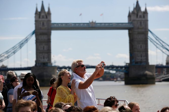 Hop-On Hop-Off Sightseeing River Cruise on the Thames - Commentary that keeps the ride interesting