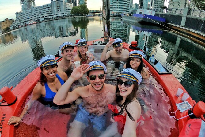 Hot Tub Boat Tour in London - London's most unique tour - What this London hot-tub cruise is really like